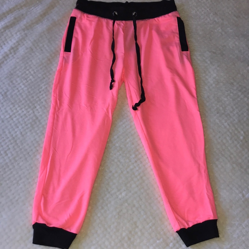 CoCo Limon Capri Joggers